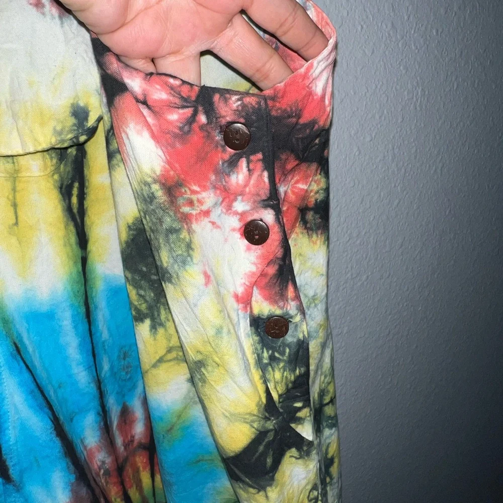 COLINE Tie-Dye Colorful Jumper Size L/XL. - Picture 6 of 13